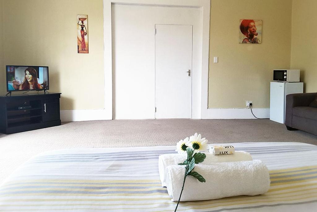 Versailles Pretoria Room photo