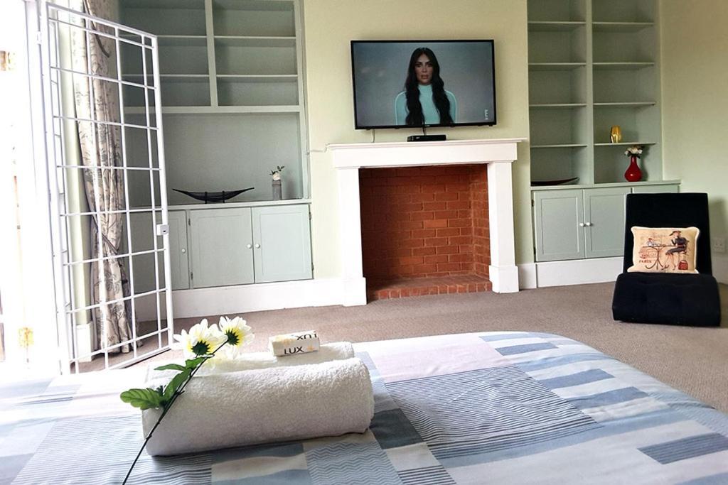 Versailles Pretoria Room photo