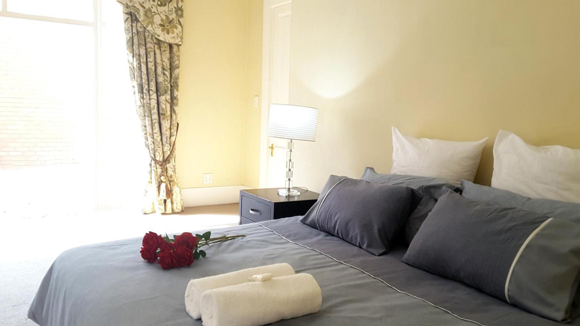 Versailles Pretoria Room photo